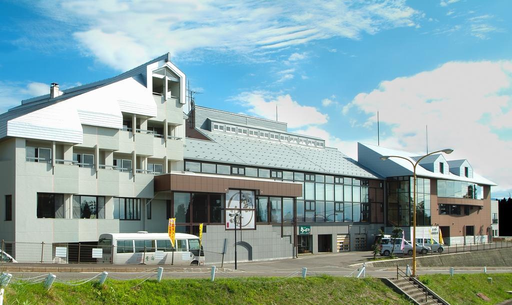 Unkai Hotel Tokamachi Exterior foto